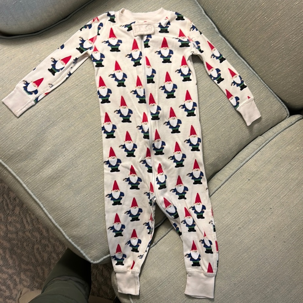 Hanna Anderson gnome pajamas!!  Size 18-24 months.